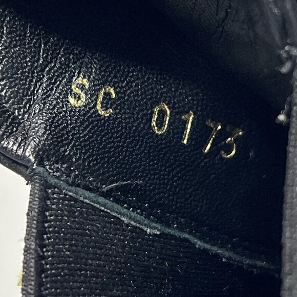 Louis Vuitton Chelsea ankle boots LV buckle navy blue nubuck 7 US or 37 EUR - Picture 14 of 14